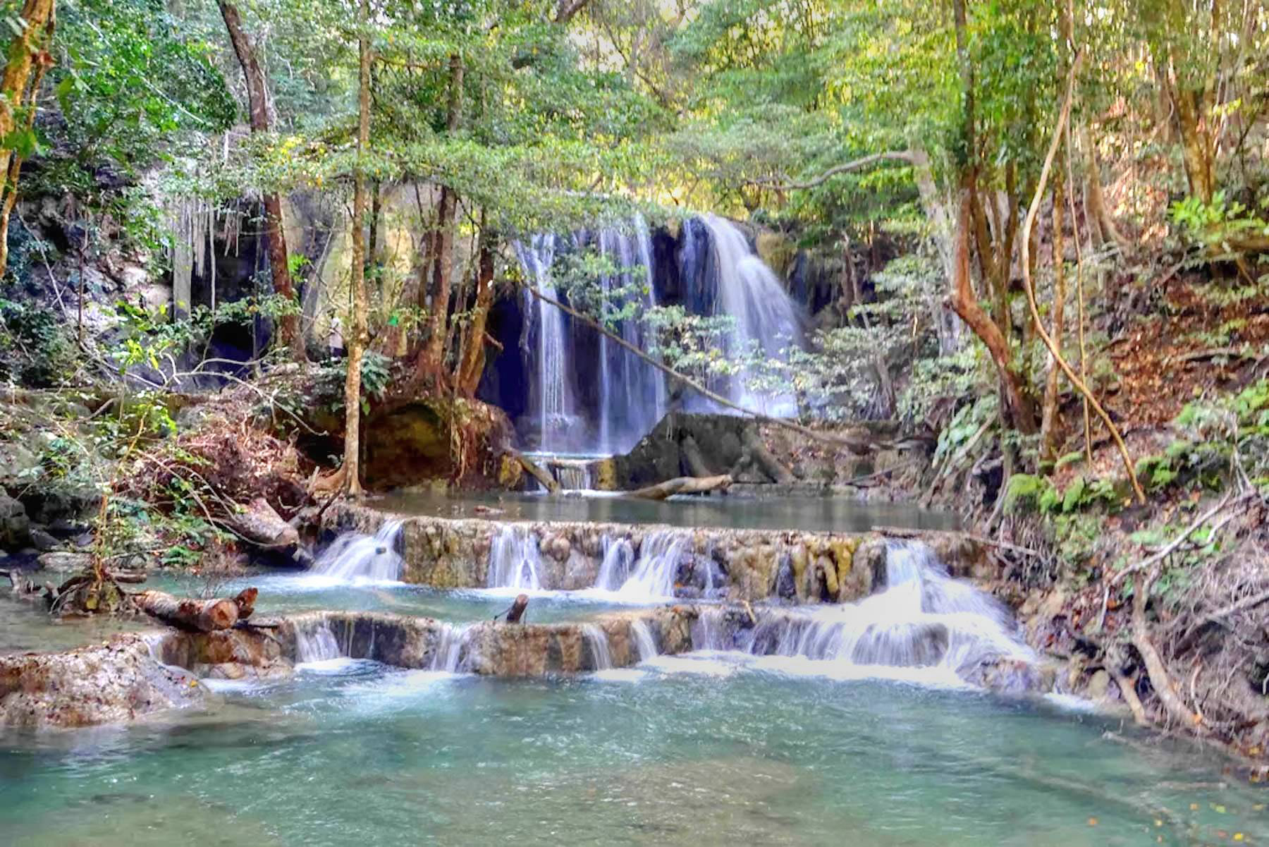 Air terjun mata jitu, destinasi andalan pulau moyo, sumbawa