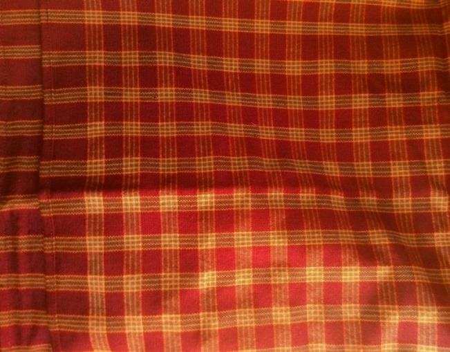 Kain tenun Khas Desa Sade, Lombok Tengah Motif Krodat