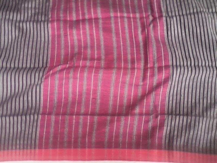 Kain tenun Khas Desa Sade, Lombok Tengah Motif Tapok Kemalo