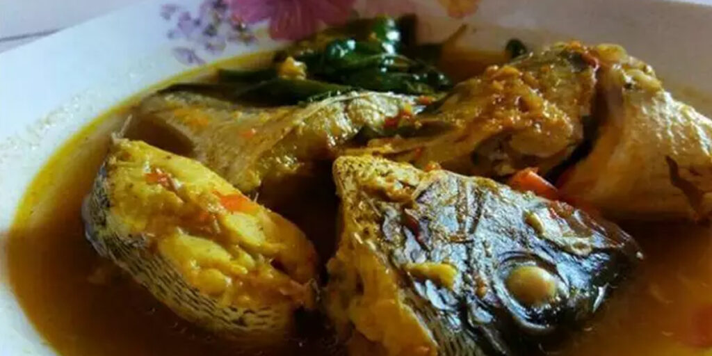 Singang makanan tradisional khas Sumbawa.