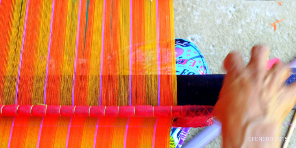 Tembe Nggoli Kain Tenun Khas Dompu dan Bima NTB