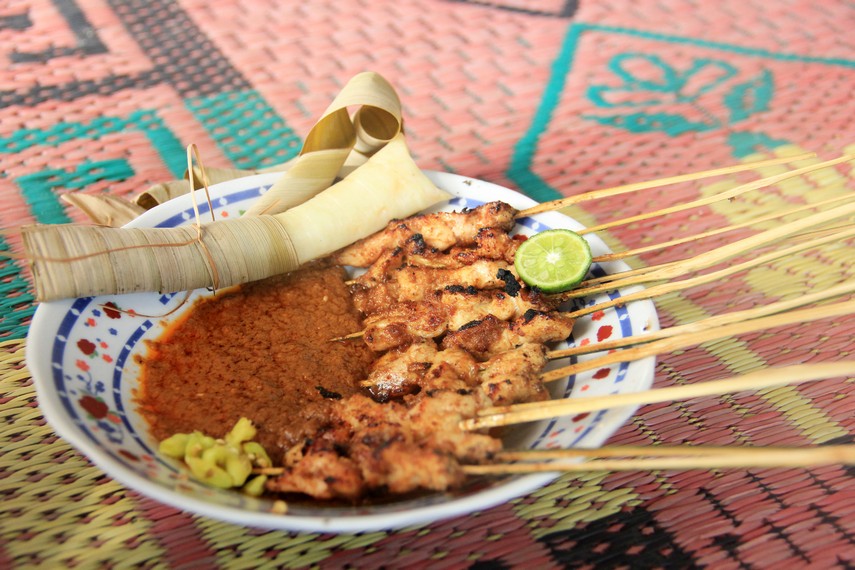 Sate Bulayak, Makanan Khas Lombok yang Nikmat dan dengan bumbu yang unik